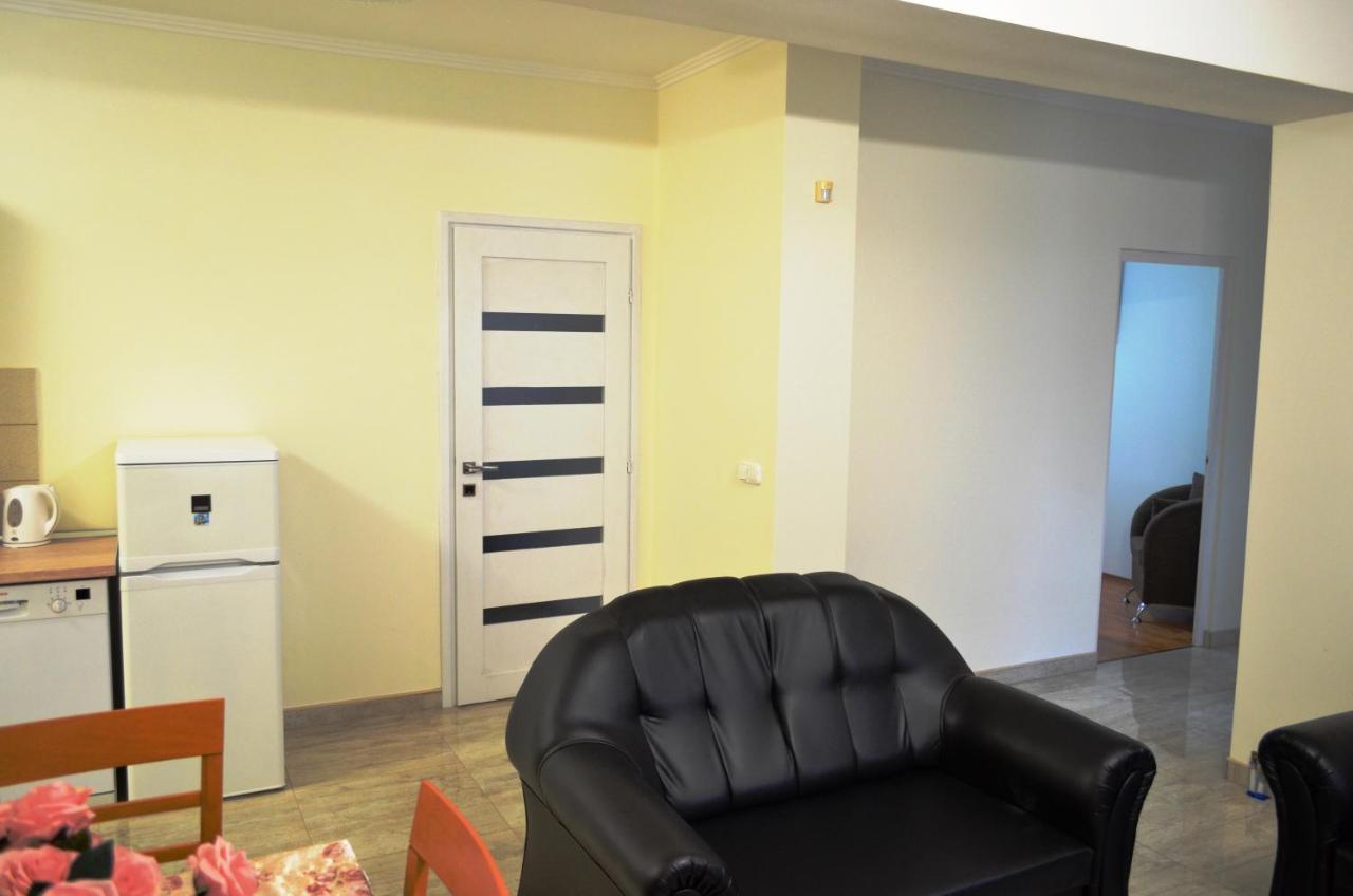 Henrietta - Violetta Apartman Hajdúszoboszló Εξωτερικό φωτογραφία