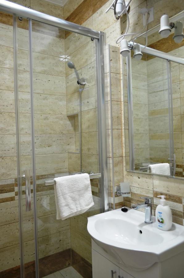 Henrietta - Violetta Apartman Hajdúszoboszló Εξωτερικό φωτογραφία