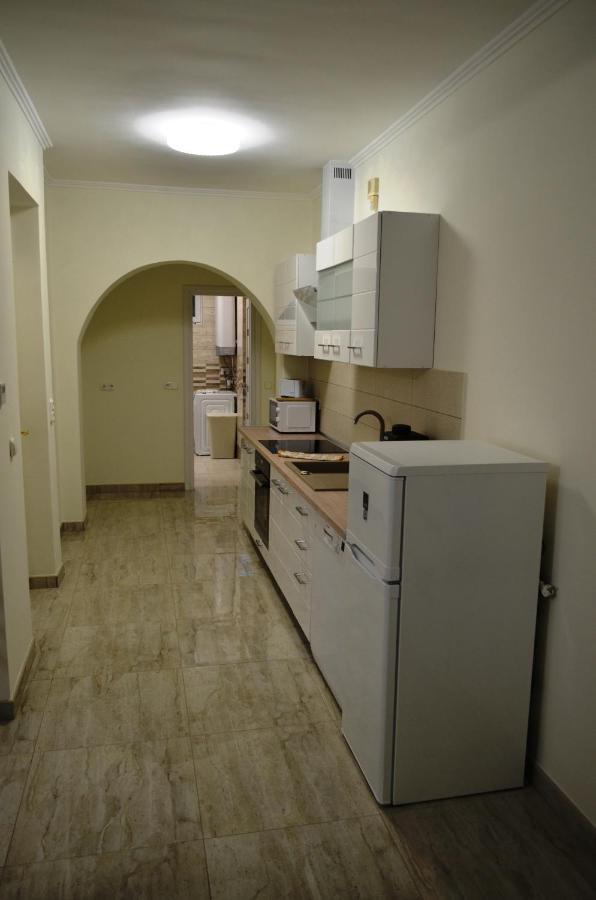 Henrietta - Violetta Apartman Hajdúszoboszló Εξωτερικό φωτογραφία
